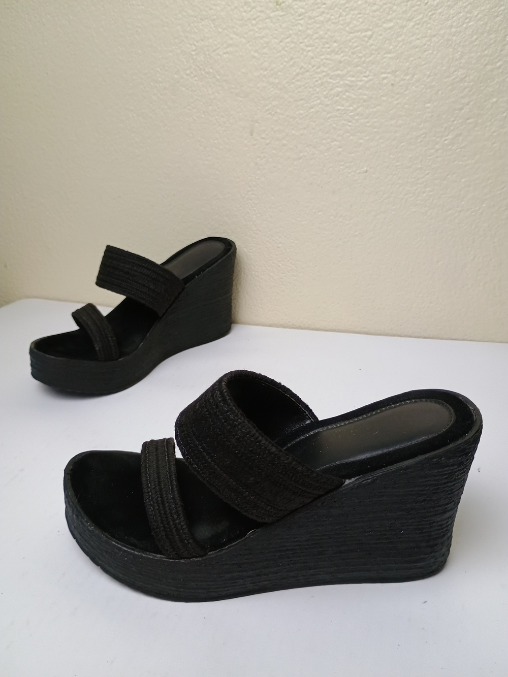 Sbicca Vibe Size 6 Black Dual-Strap Wedge Slide Sandals -Bohemian Aesthetic